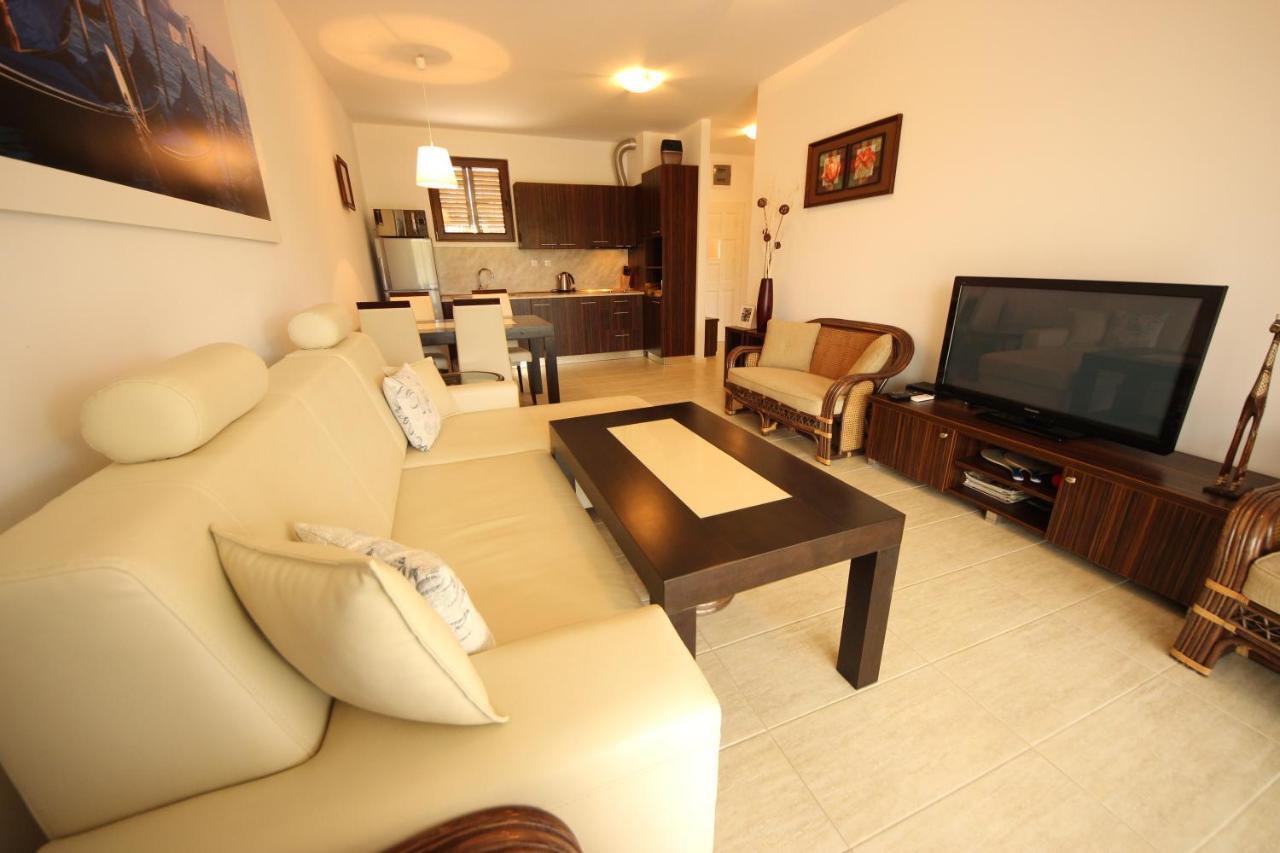 Menada Kavaci Sozopol Apartments Room photo