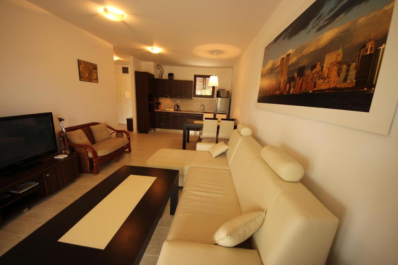 Menada Kavaci Sozopol Apartments Room photo